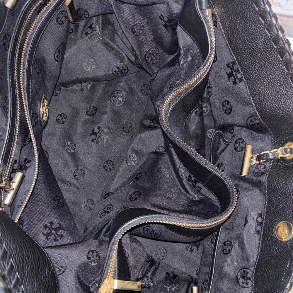 LIKE NEW Tory Burch Black Pebbled Leather Tote with Gold Chain - Picture 9 of 15